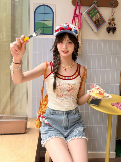 Blaue Jeansshorts mit Schleifenstickerei an den Bündchen und Spitzenbesatz