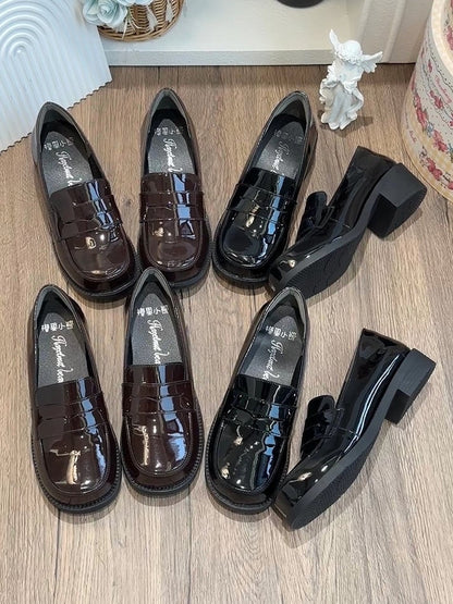 Black in Low-heel Style PU Slip-Ons Preppy