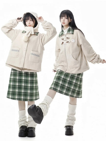 アプリコットホーンボタンデザインフリースコート+ポンポンスカーフ+ベスト