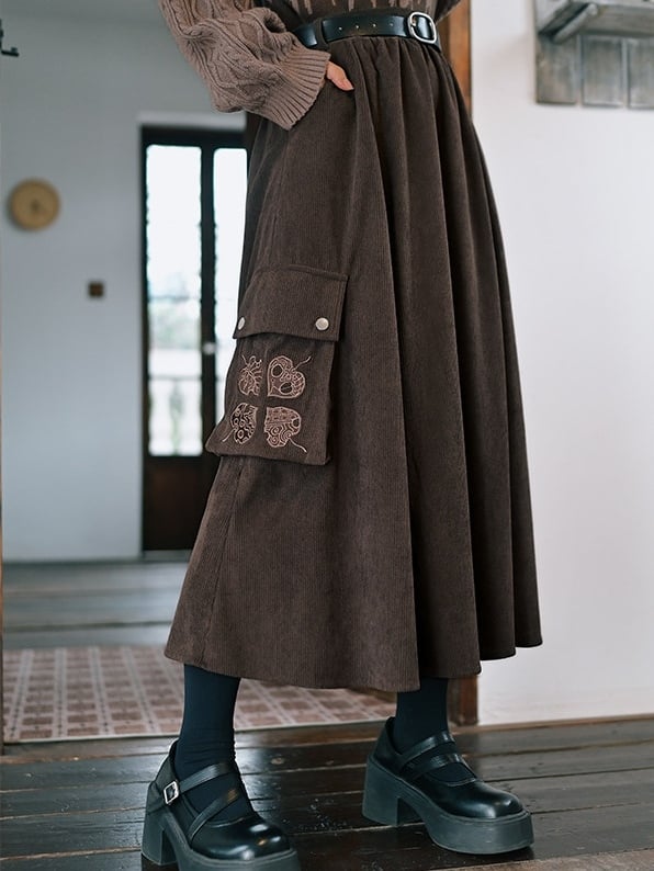 Chinese Pockets Cargo Skirt - Leaf Brown Motif with Embroidery Style