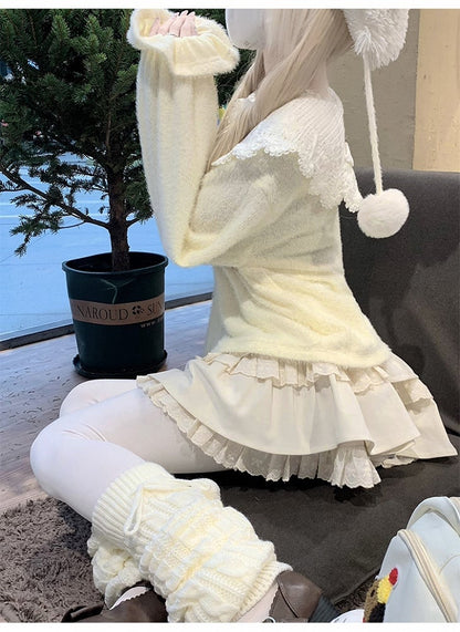 イエローのラウンドフラットカラーセーター+ホワイトカーディガン+ダブルトリプルレイヤー裏地付きスカート