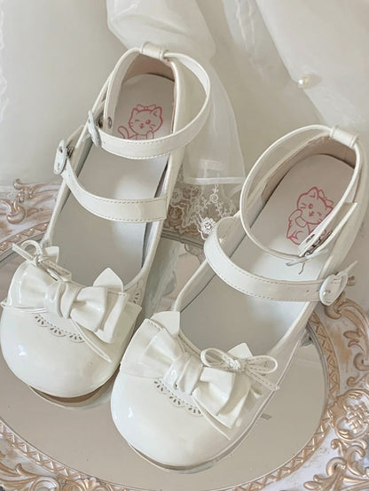 Round Toe Polished White Sweet 3.5cm Low-heel Shoes with Bow Details & Heart Fastener