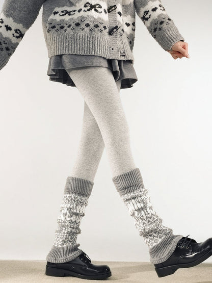 Patterns: Knit Fair (4 Isle Warmers Leg Snowflake/Tulip/Reindeer/Checkerboard) Retro