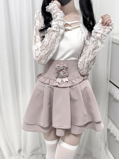 Jirai Kei Top mit Schleifen und Spitzenärmeln in Schwarz/Weiß