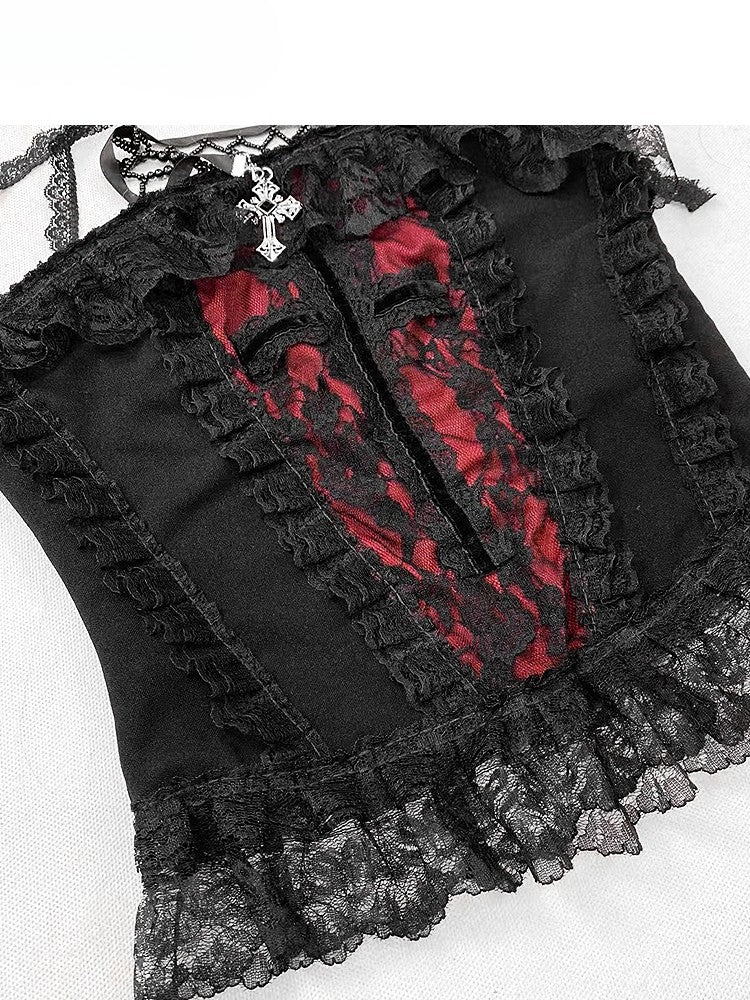 華やかなティアードクロストップ、チェック柄ディテール、ほろ苦いレッドスカート、ブラックタイセット、ドレスキャミソール