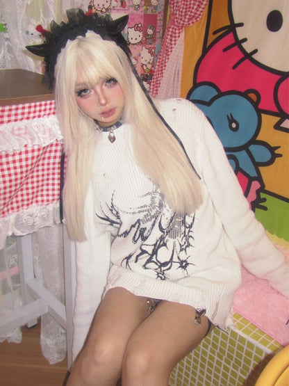 Dark Sweater Design White/Black with Gothic Centipede Aesthetic