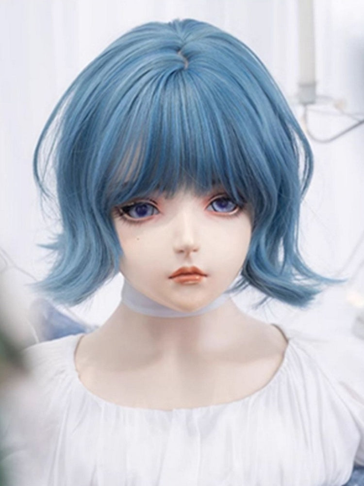 Blaue 29CM kurze Perücke mit Air Bangs