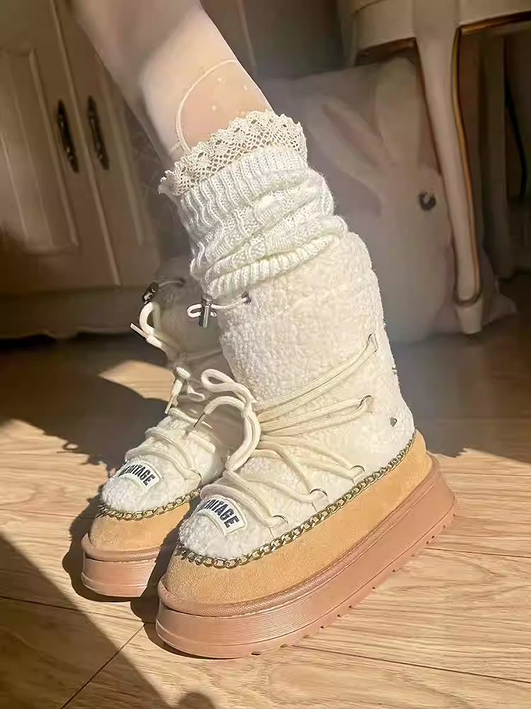 キャメルヒールのプラッシュプラットフォームブーツ