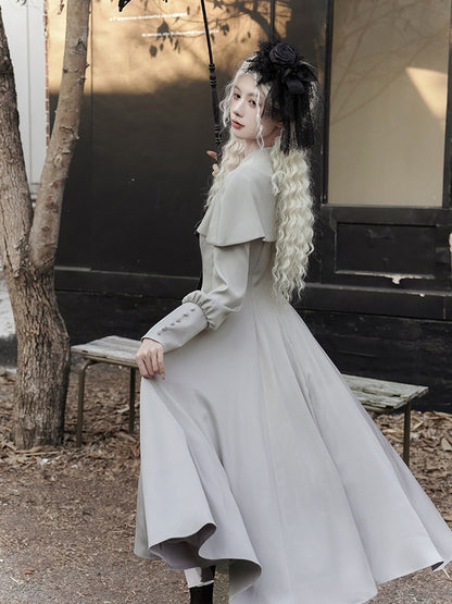 Graues elegantes Cape-Design mit langen Ärmeln, Gothic-Lolita-Kleid