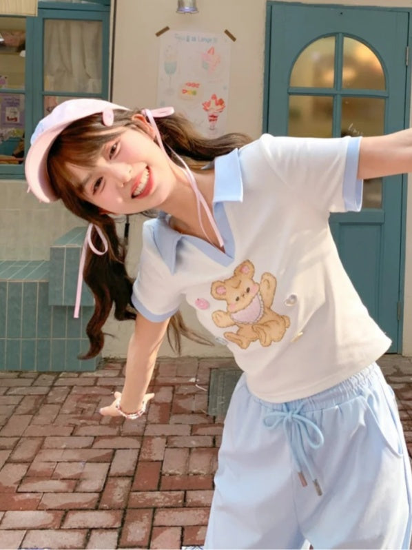 バージョンベアプリント アップル＆ハートボタン Tシャツ Vネック ホワイト ショート