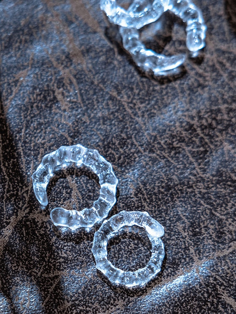 Steampunk Halbtransparenter Ring in Insektenform