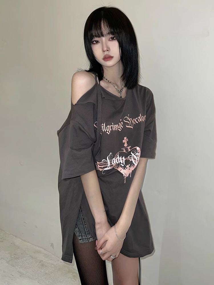 グレーのカットアウトショルダーサイドスリットルーズグラマラスグラフィックTシャツ
