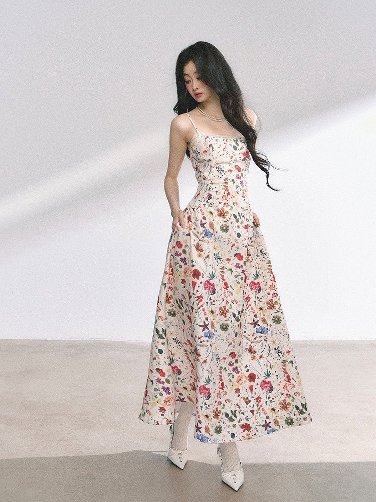 Beiges, floral bedrucktes, weihnachtliches Cami-Kleid, lange/kurze Version