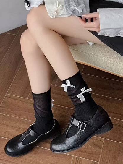 Lolita-Socken mit Schleife, Schwarz/Weiß/Beige/Grau, Kalbsleder