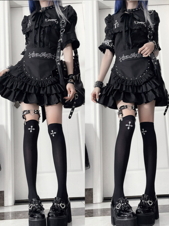 Tie Black Ruffle Lacing Bow Back Metal with Gothic Front Sleeve Short Trimmed Eyelet Top