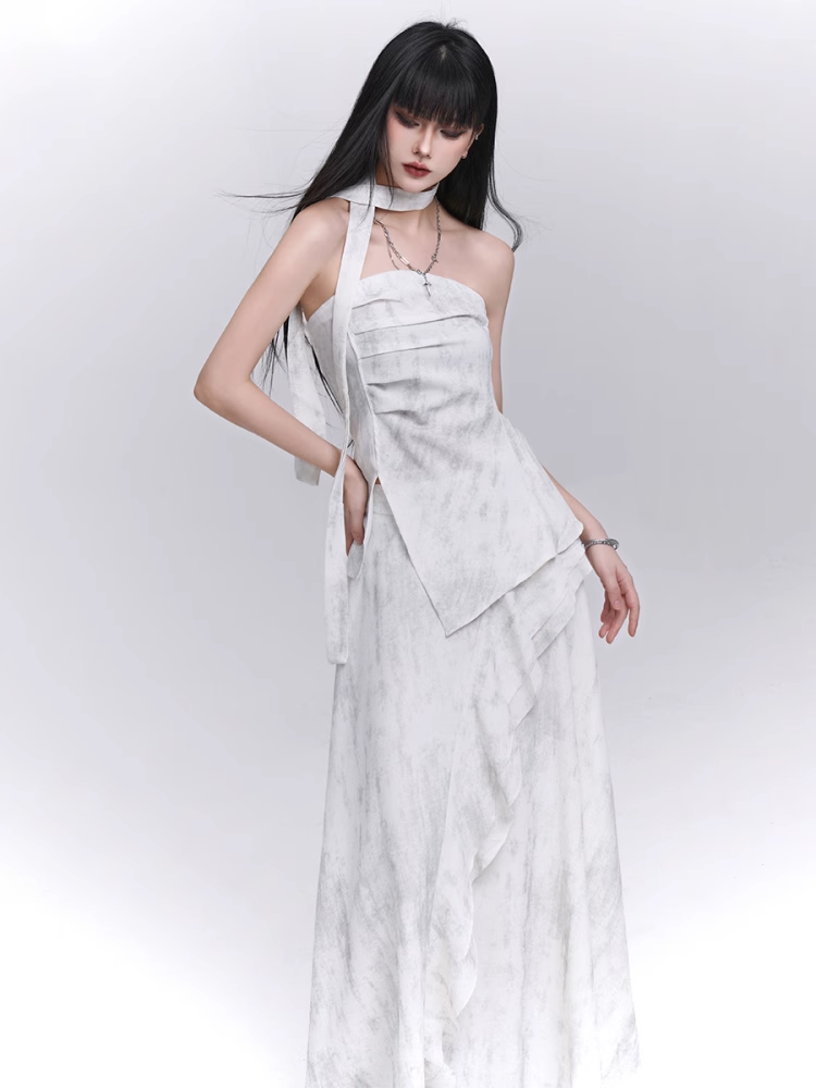 Off-white Side Strapless Top / Elastic Waist Scarf Slit with