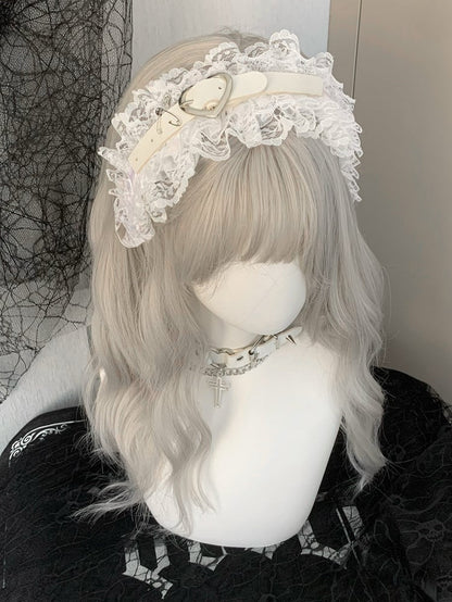 Decorated Heart Black/White Pin Buckle KC Ruffled