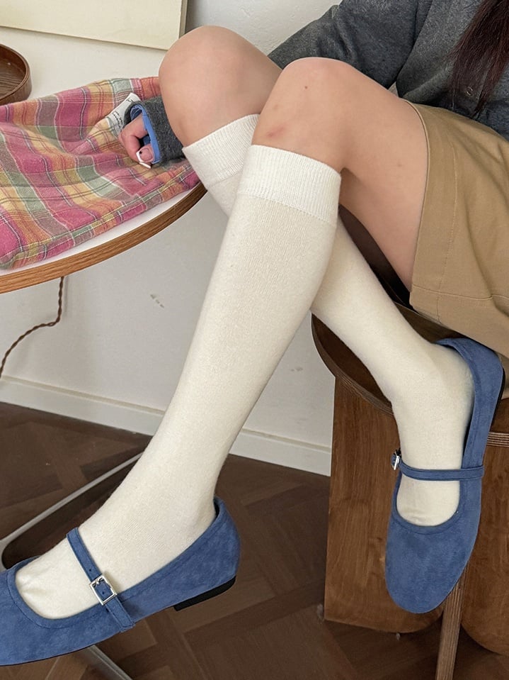 ホワイト/ミルクホワイト/キャメル/ダークコーヒー/グレー/ブラックの厚手膝下ストッキング