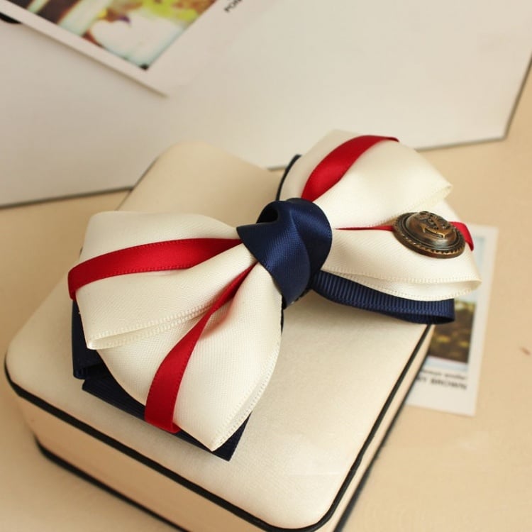 シーアンカー装飾のネイビーリボンヘアクリップ