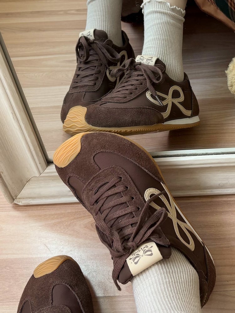 Design Bowknot Ties Front Lace-up Brown Sneakers