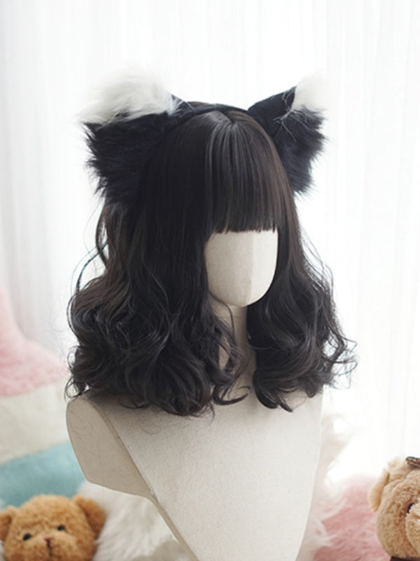 Schwarz/Braun/Rosa Perücke über der Brust mit vollem Pony