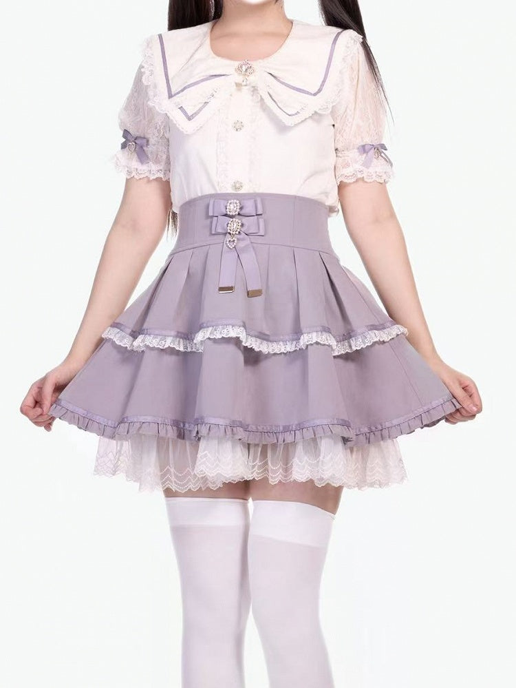 Jirai Kei Bluse mit Schleife, lila-weißem Kragen, Schleifen und Kronenbrosche