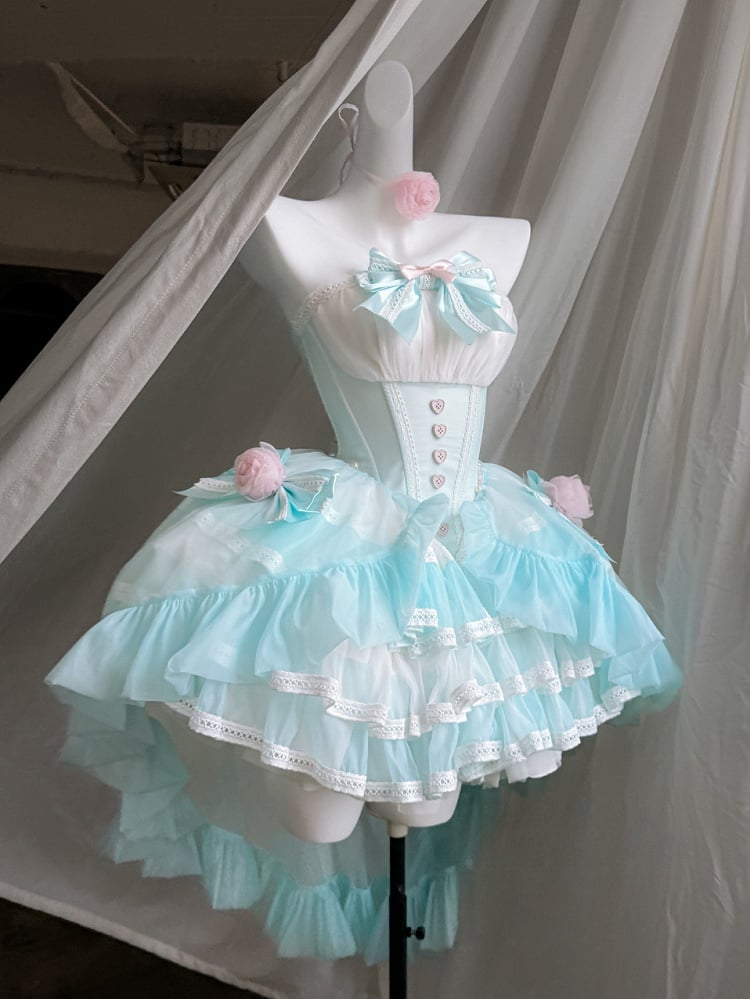 Grünes, trägerloses, bauschiges Balletcore-Kleid mit Taillenstäbchen