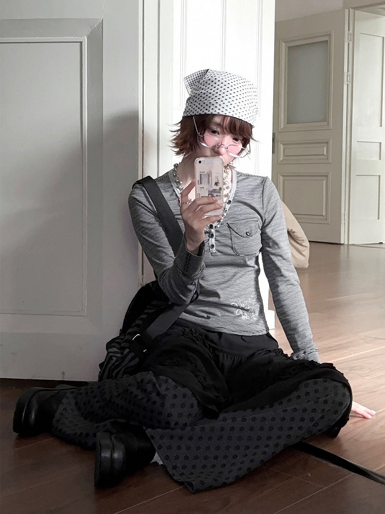 Top Daily Pocket Accents Grey Kawaii Dark Long Sleeve with V-neckline Striped