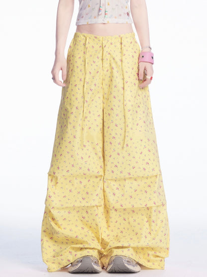ライトイエローのドローストリングウエスト花柄ワイドレッグカジュアルパンツ
