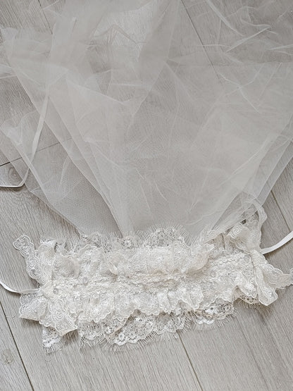 Black / White / Apricot Hairband with Veil