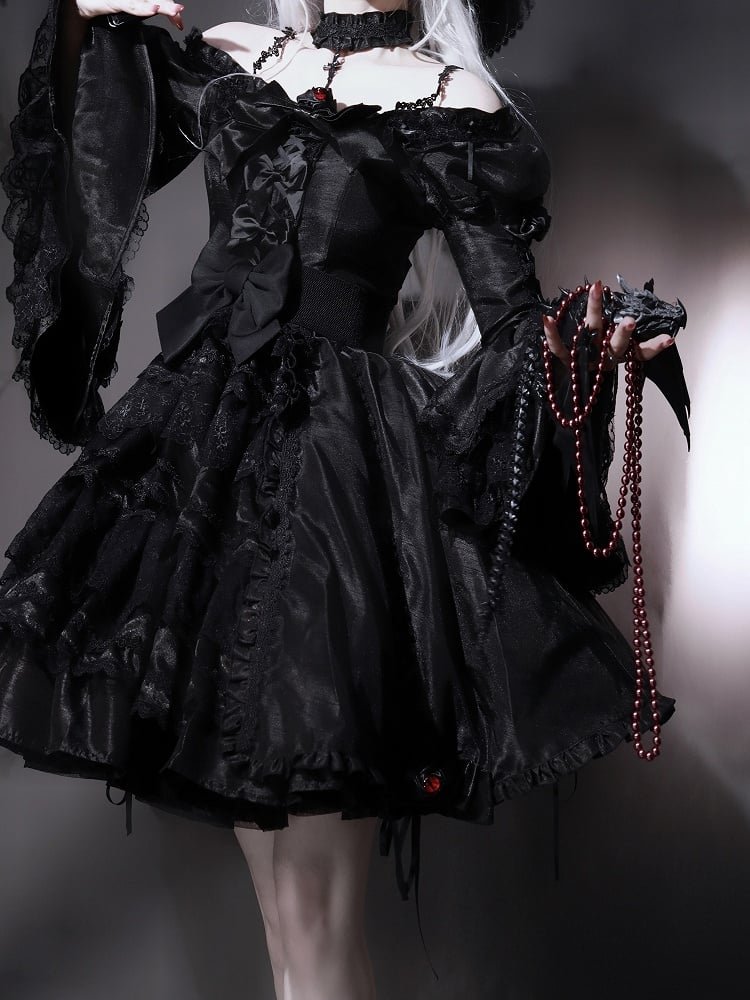 Kuro Kordelzugkleid Glockenärmel Rock Gothic Schwarz Bowknot Lolita Details und Lagen