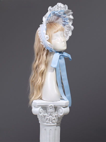 ライトブルーの蝶結びディテール、レーストリムのロリータボンネット