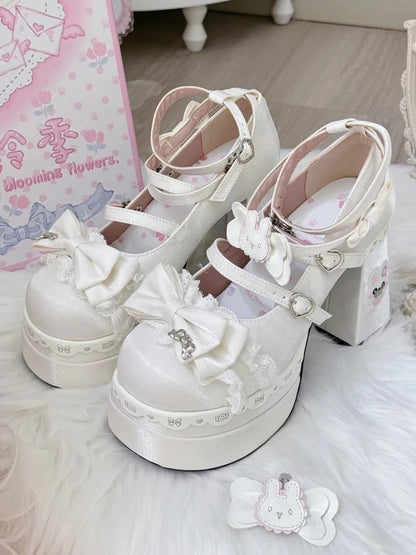 Lolita - Sweet White Themed Janes Mary Bunny Bow Details