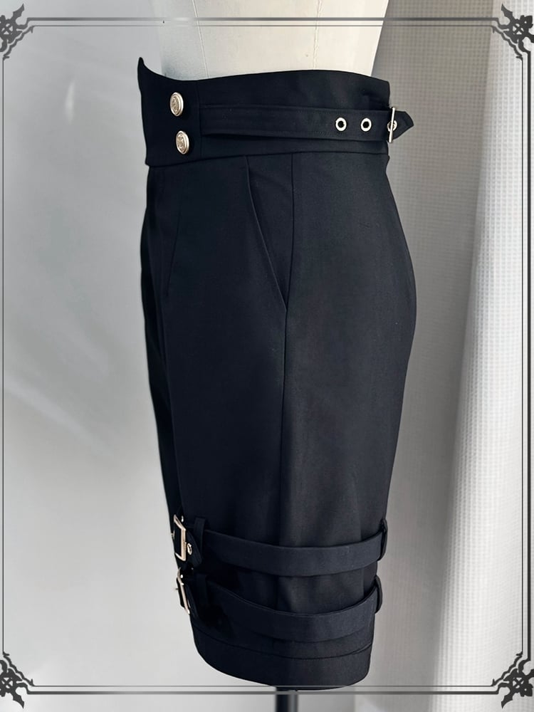 mit geraden Beinträgern Lolita Ouji Schulter Schwarze Shorts