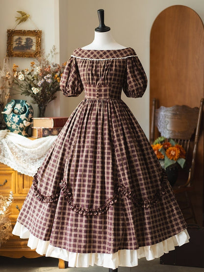 クリーム色のコットン裾スカート フラウンスウエスト ホワイトアンダーゴム