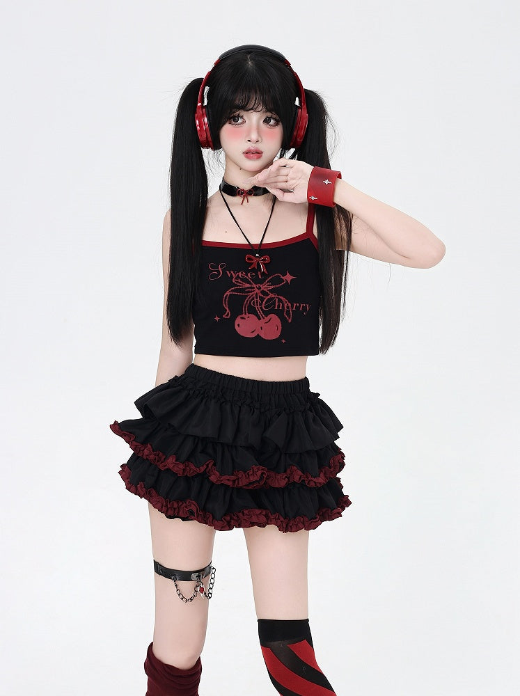 Rotes/schwarzes, kurzes Cami-Top mit Kirschdruck, Lila/Weiß