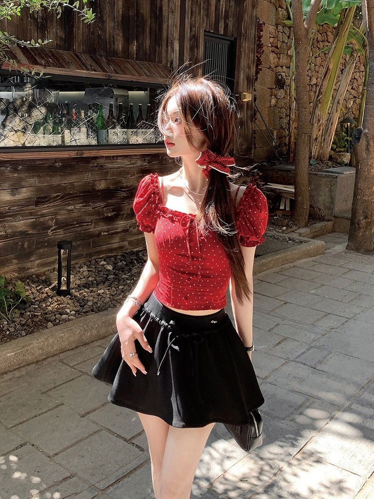 Red Square Neckline Short Sleeve Top with Polka Dot Pattern - Qchiwawameme