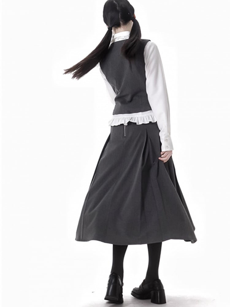 ダークグレーのプレッピースタイルVネックベスト