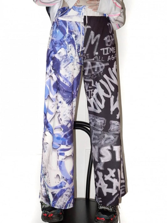 Blau-schwarze Hose mit weitem Bein und Y2K-Print