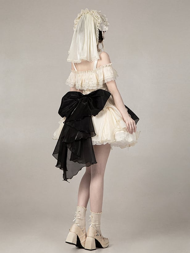 Große schwarze Schleppschleife