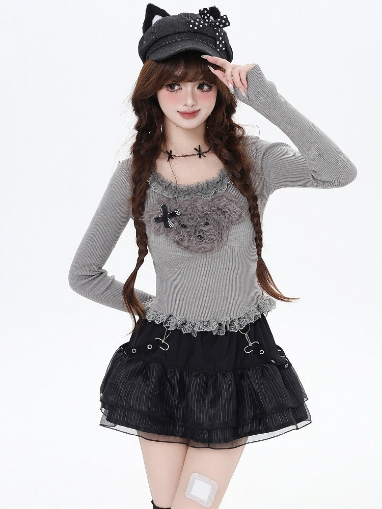 Weiß/Grau/Schwarzes Stricktop mit Plüschwelpen-Applikation und Spitzenbesatz