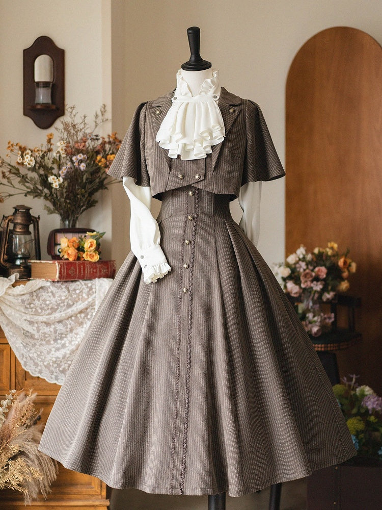 Elegantes Langarmhemd mit weißem Rüschenkragen und abnehmbarer Schleife/Jabot-Krawatte