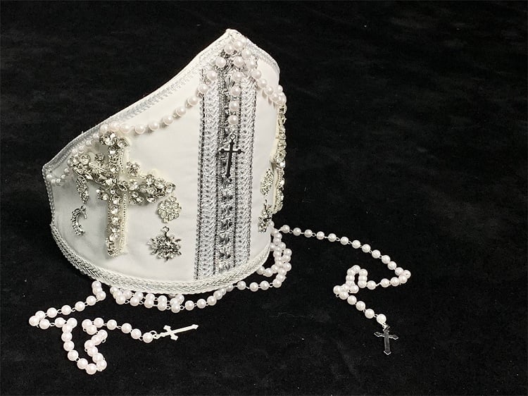 Mitra-Kreuz verzierte Perlenkette weiß mit päpstlicher Perle