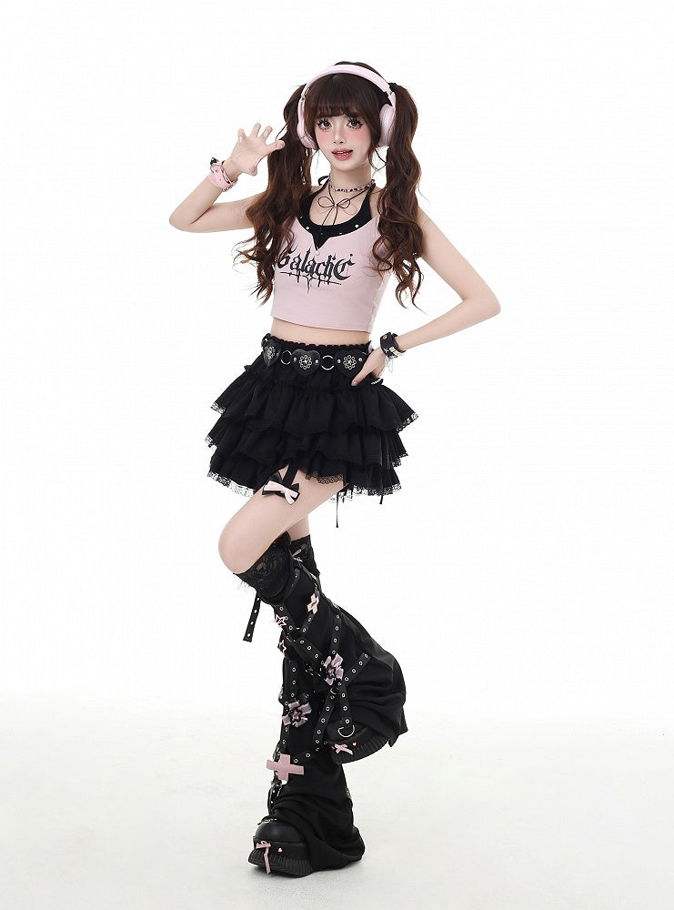 赤/ピンク/黒のレーストリムY2Kティアードスカート、グラマラス