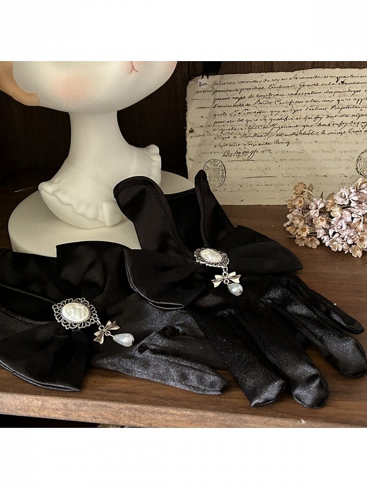Black Crystal Embellished Gloves - Magic Skirt Cat