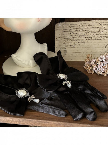 Black Crystal Embellished Gloves - Magic Skirt Cat