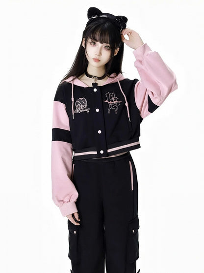 Schwarze und rosa Baseballjacke mit Kapuze, kurze/lange Version