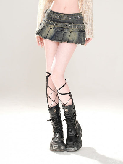 ブルーのロープリーツスカート、グラマラスウエスト、スタッズバックルストラップミニ