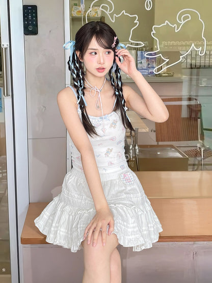 ホワイトレーストリムネックラインクロップド丈キュートベアプリントフリルキャミソールトップス