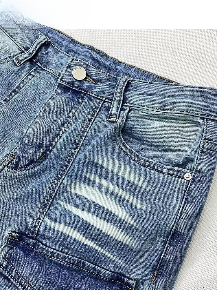 Y2K Vintage Hellblaue Low Waist Flared Denim Glamouröse Jeans mit Cargotaschen